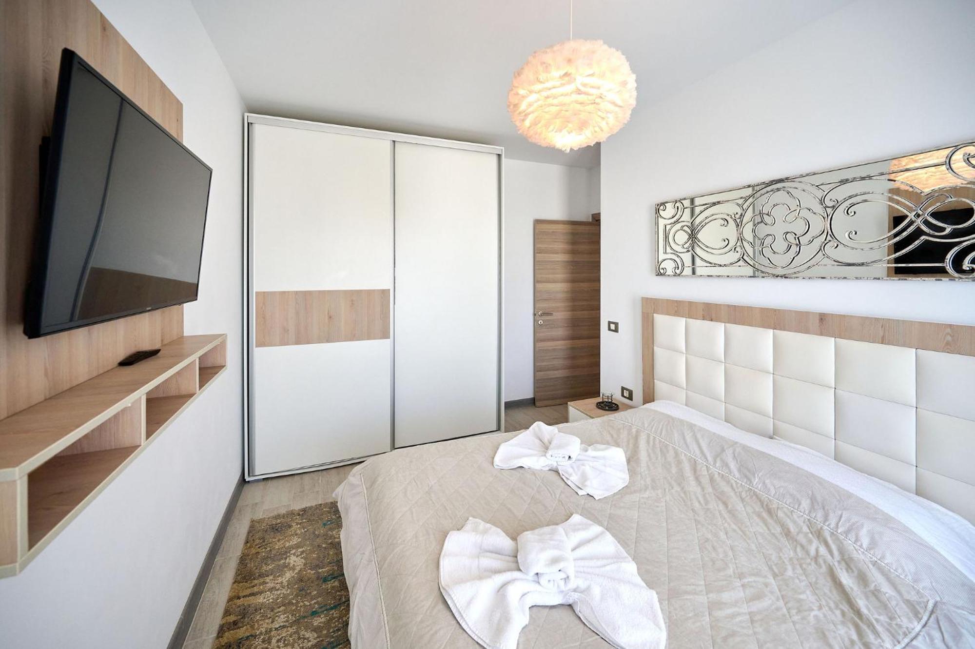 Eden Spa&pool Apartment *